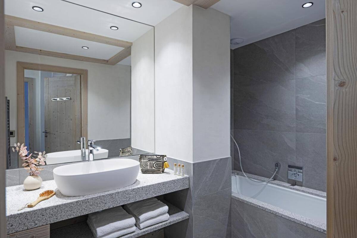 Mgm Hotels & Residences - Residence Chalets De Joy Le Grand-Bornand Exterior photo